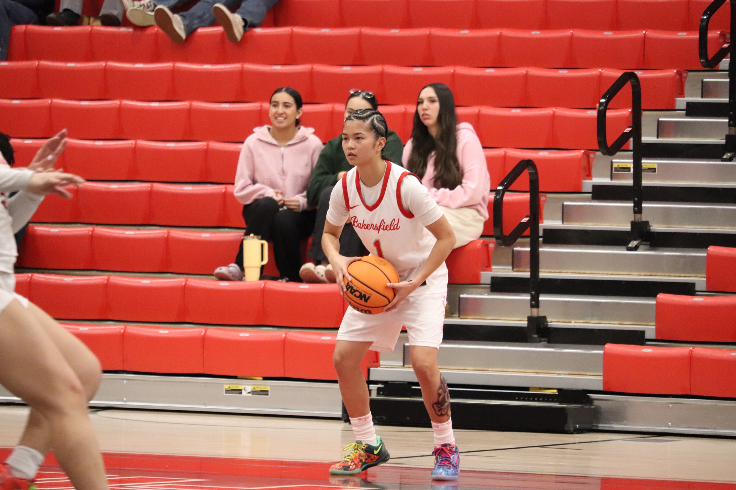 Tolentino Leads Renegades to Dominant Road Win at West LA